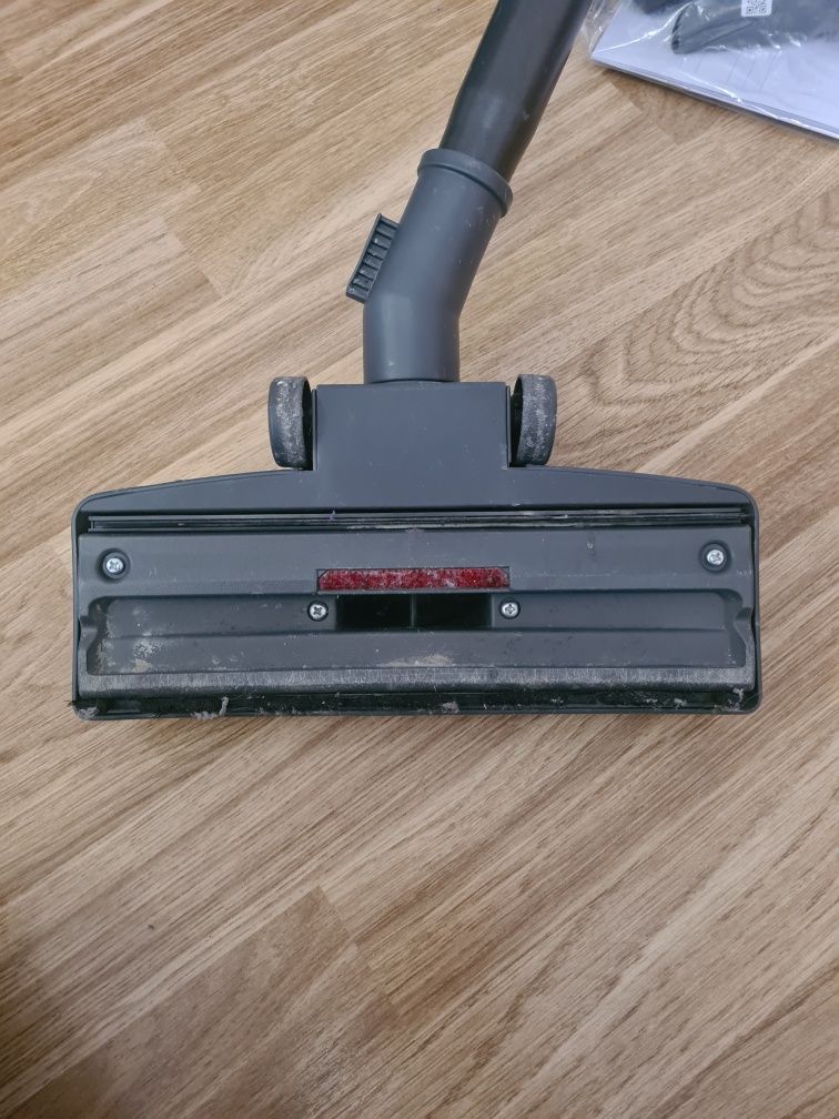 Пылесос LG VC5420