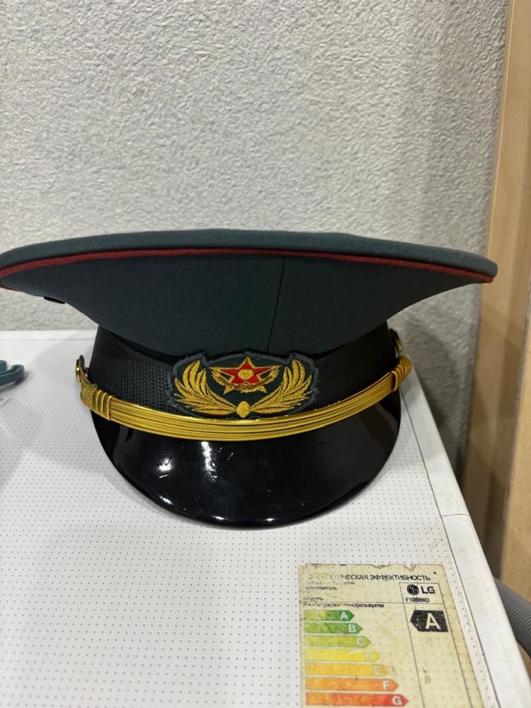 Продам форму военную