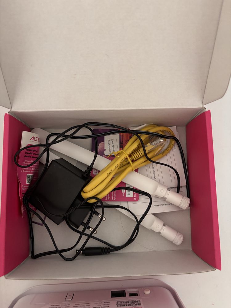 Срочно продам Altel 4G Wi-Fi роутер
