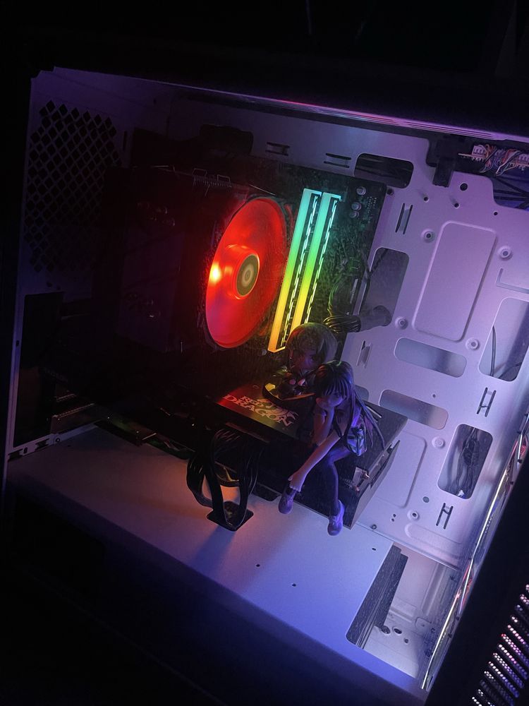 Игровой компьютер rx6800xt+ryzen 7 2700x