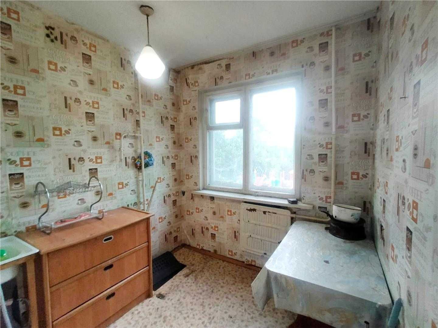 ПРОДАМ 2-х кв. пр. Строителей, р-н Восток, эт. 2/5, 44 кв.м. 1973 г/п.