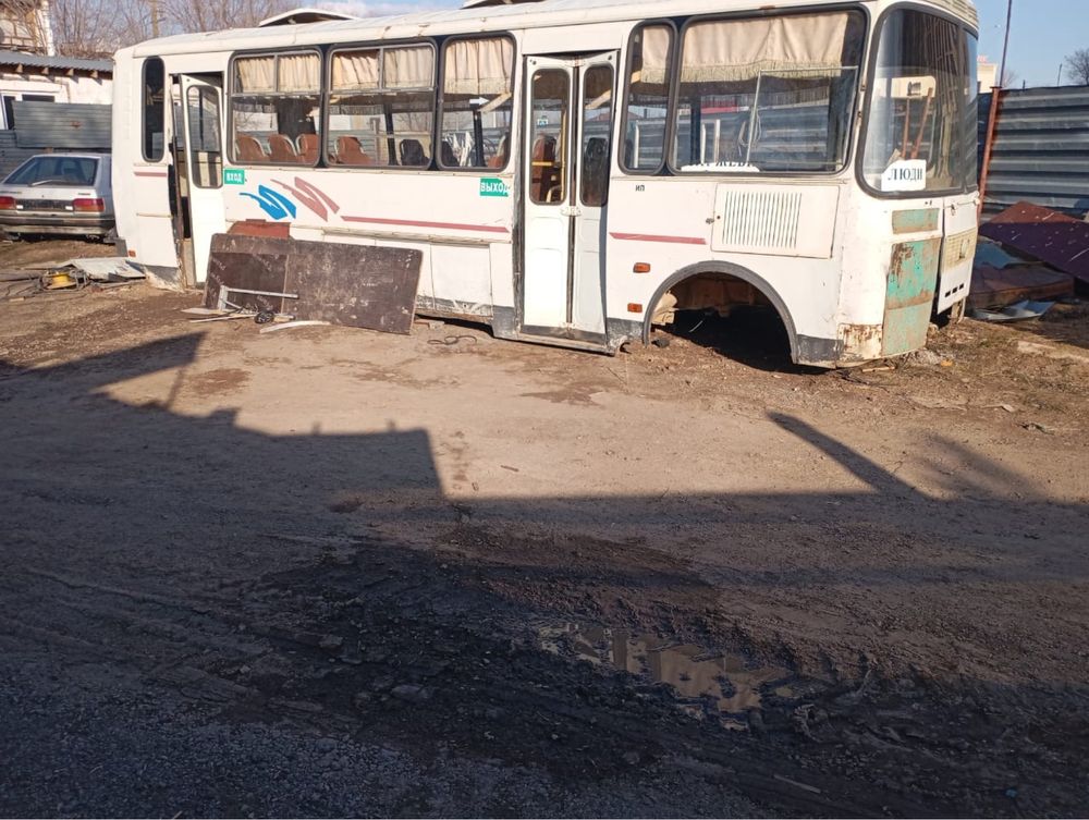 Продам автобус находится на Юго востоке