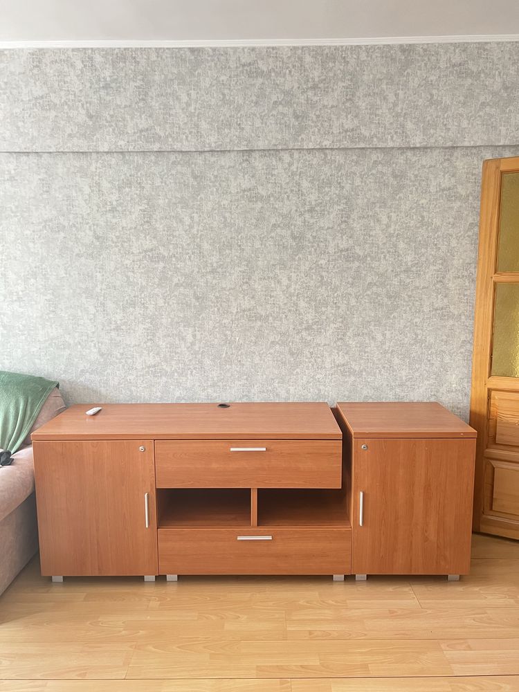 Комод / тумба из натурального дерева