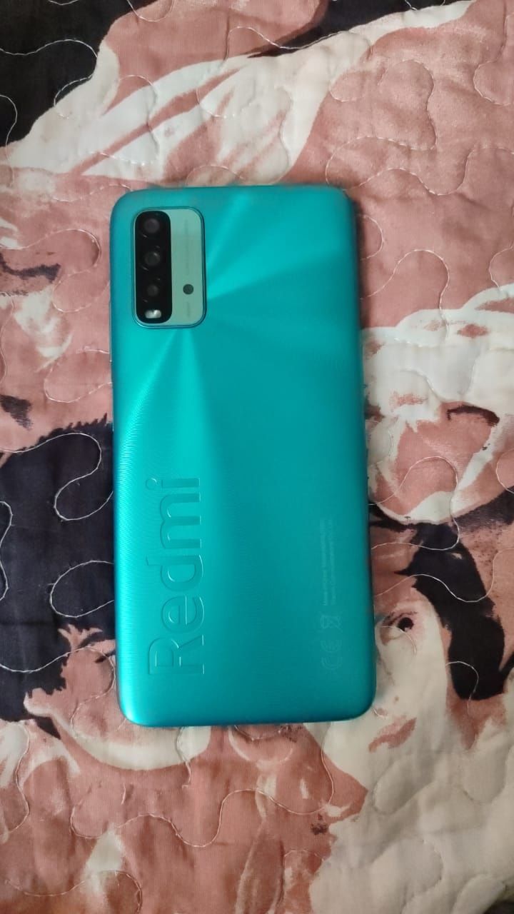 Продам отличный телефон Redmi 9t с комплектацией.