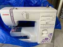 Бытовая швейная машинка Janome Q 23-v и singer