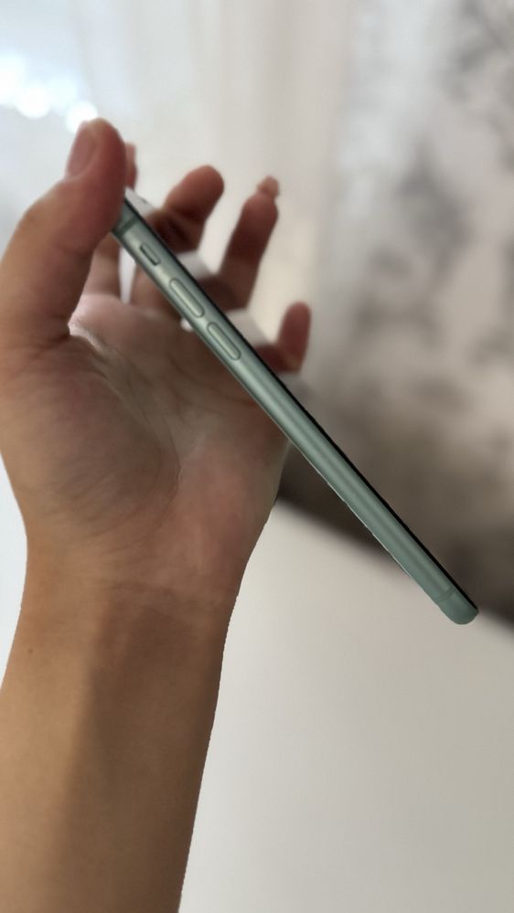 iphone 11 (76%)полный комплект