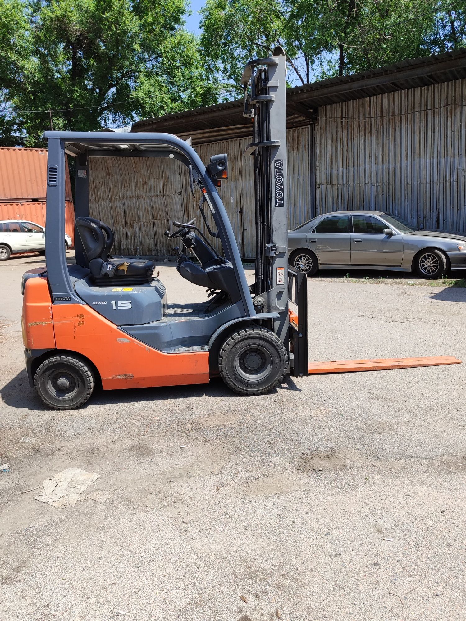 Погрузчик TOYOTA 8FG15