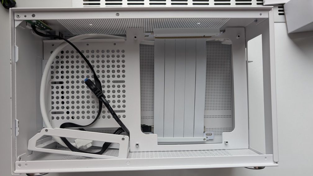 Корпус PCcooler i100 + PCI Express 3.0 райзер