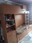 Продам двухъярусную кровать со встроенными шкафами