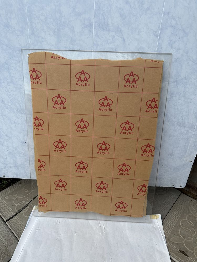 Продам новых оргстекло