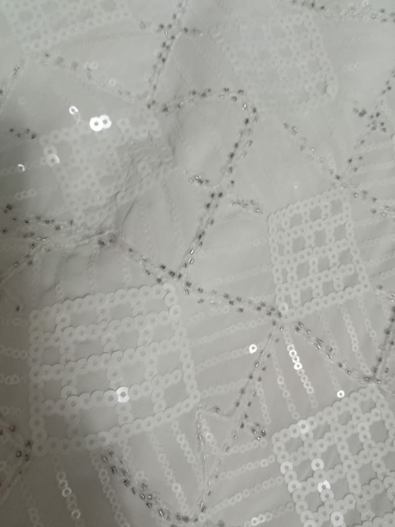 Продам красивую платье