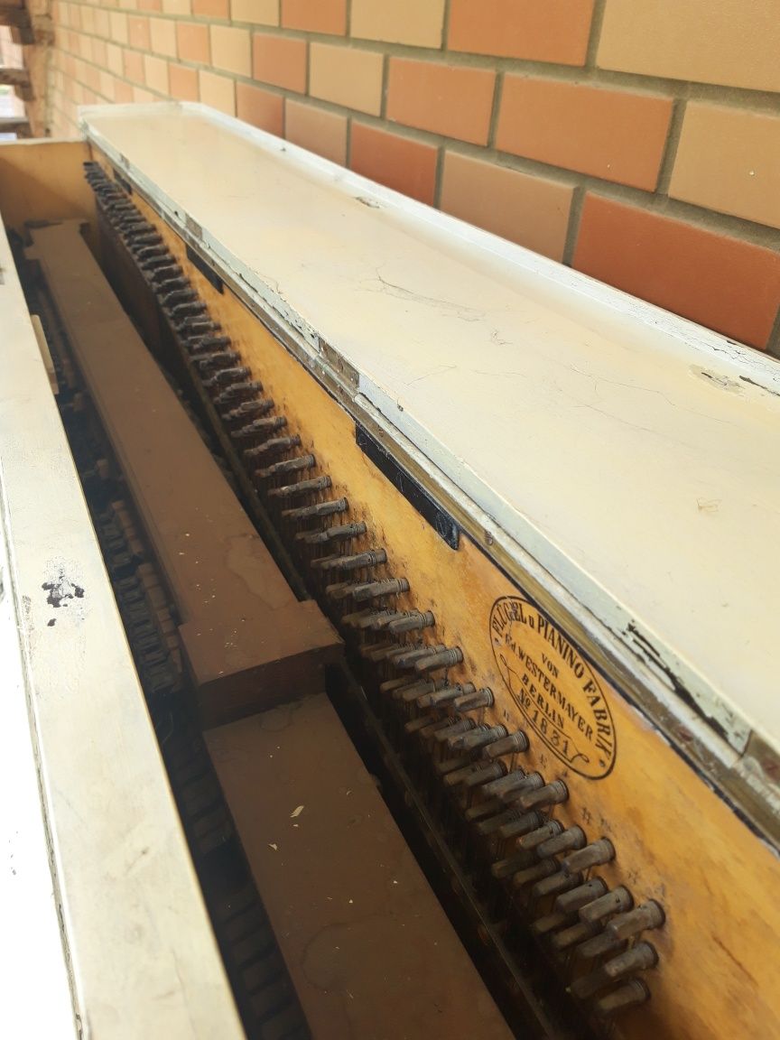 "Flügel & Pianino Fabrik von Westermayer Berlin"