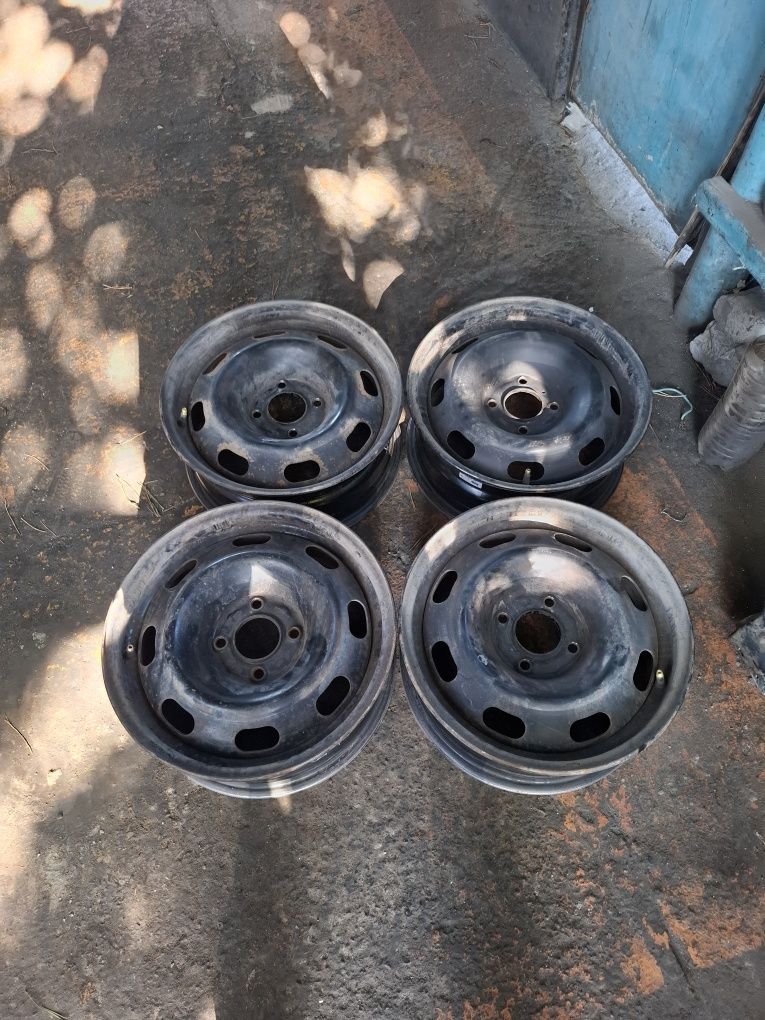 Продам диски железки R15