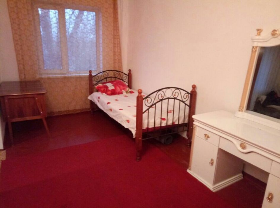 2 ком. в центре на 1 ком. в центре с Вашей доплатой.