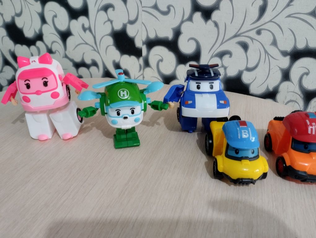 Игрушки Робокар Поли