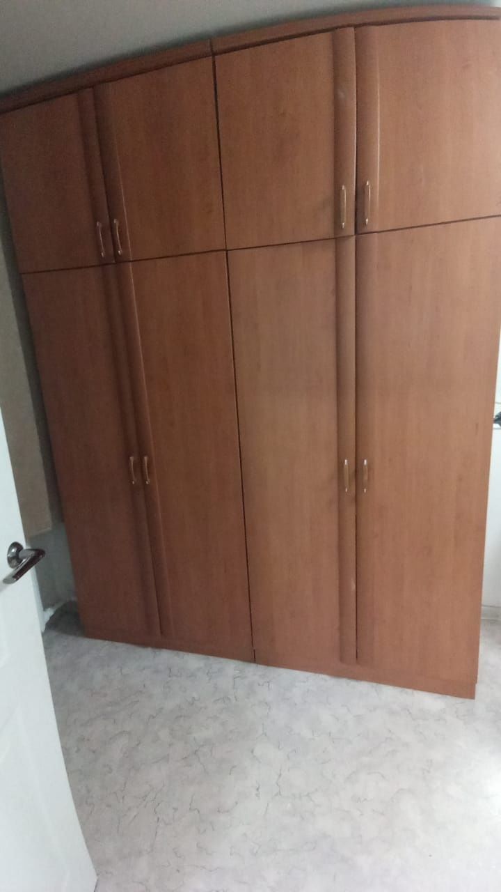 СРОЧНО!!! Шкаф большой для вещей