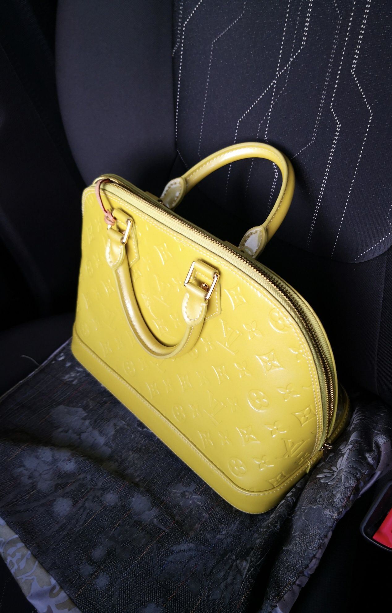 Сумка Louis Vuitton Alma