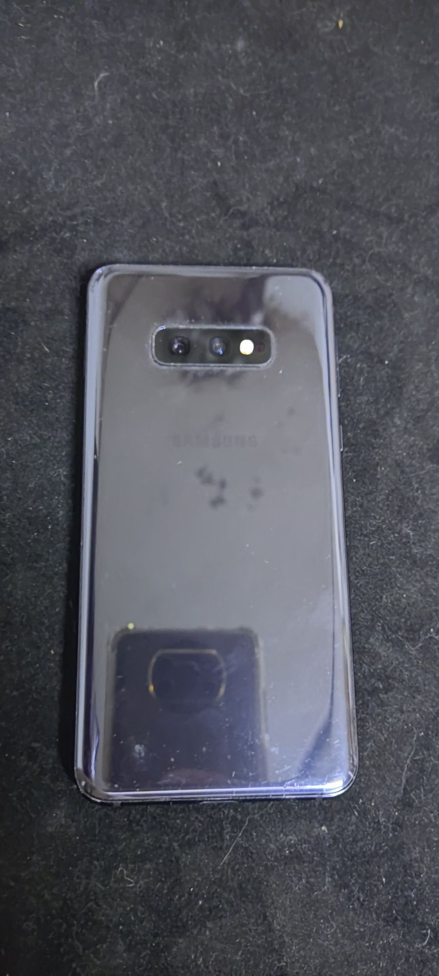 Samsung s10e 6/128