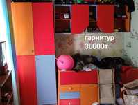 Гарнитур детский.кровать с ящиками