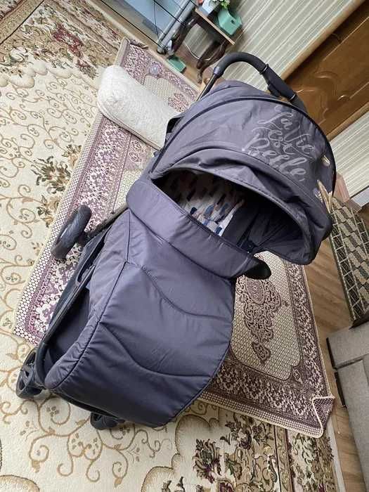 Продам прогулочную коляску Happy Baby Ultima V2