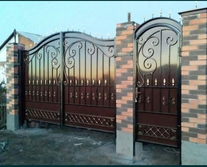 Покраска варот, ограждени двери и другие красочные работы.