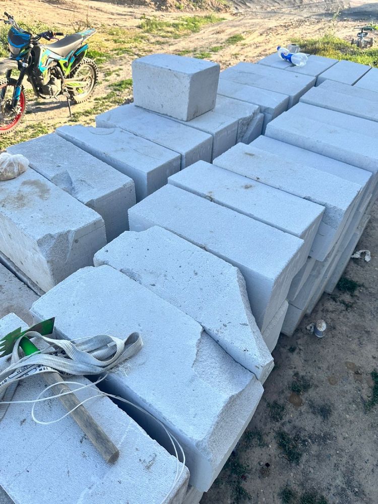 продам кирпичи..