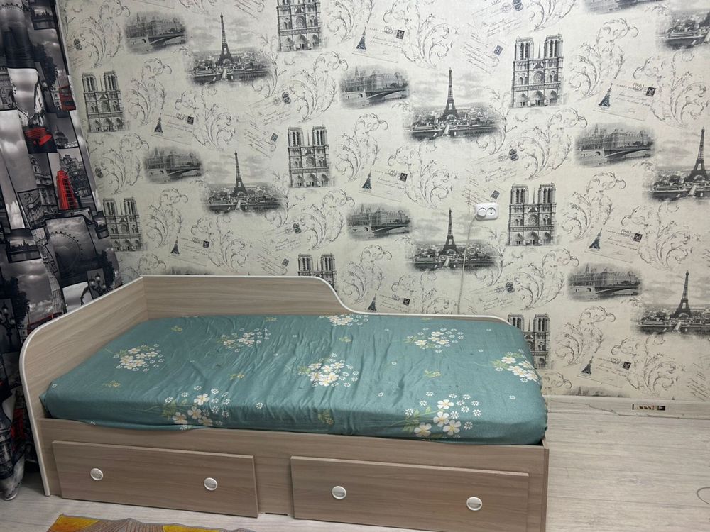 Продаются: 2 односпальные кровати
