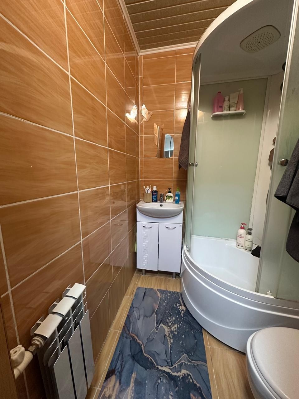 Продам 2 комнатную квартиру в кирпичном доме, район Черемушки 14800