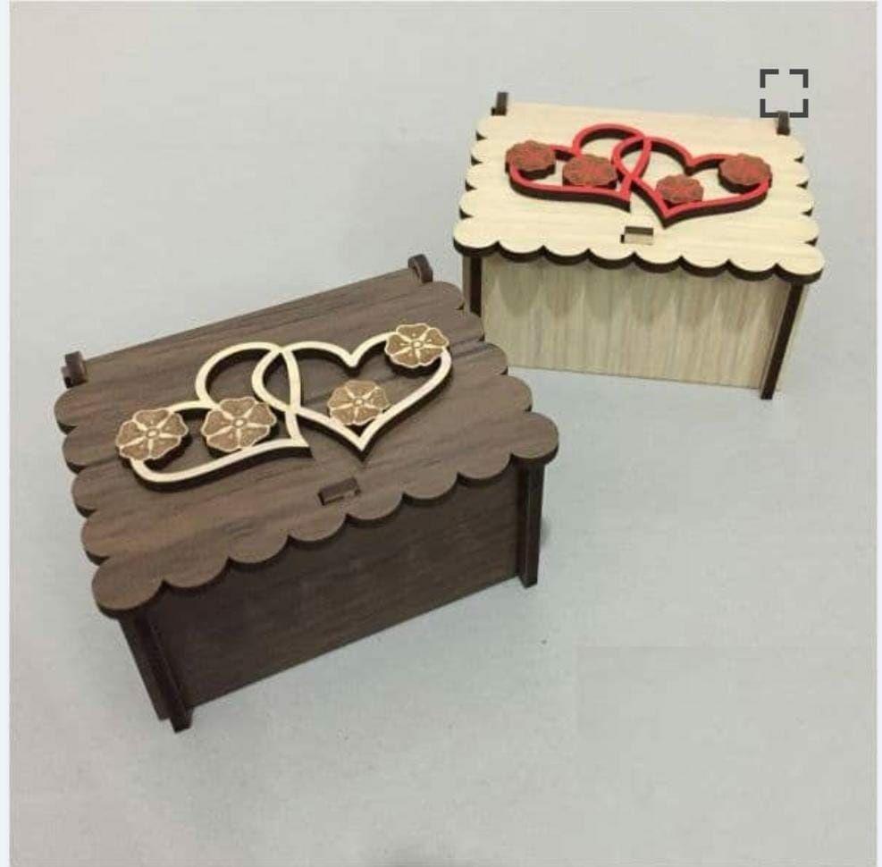 Корзины для цветов ,шкатулки,подарочные коробки