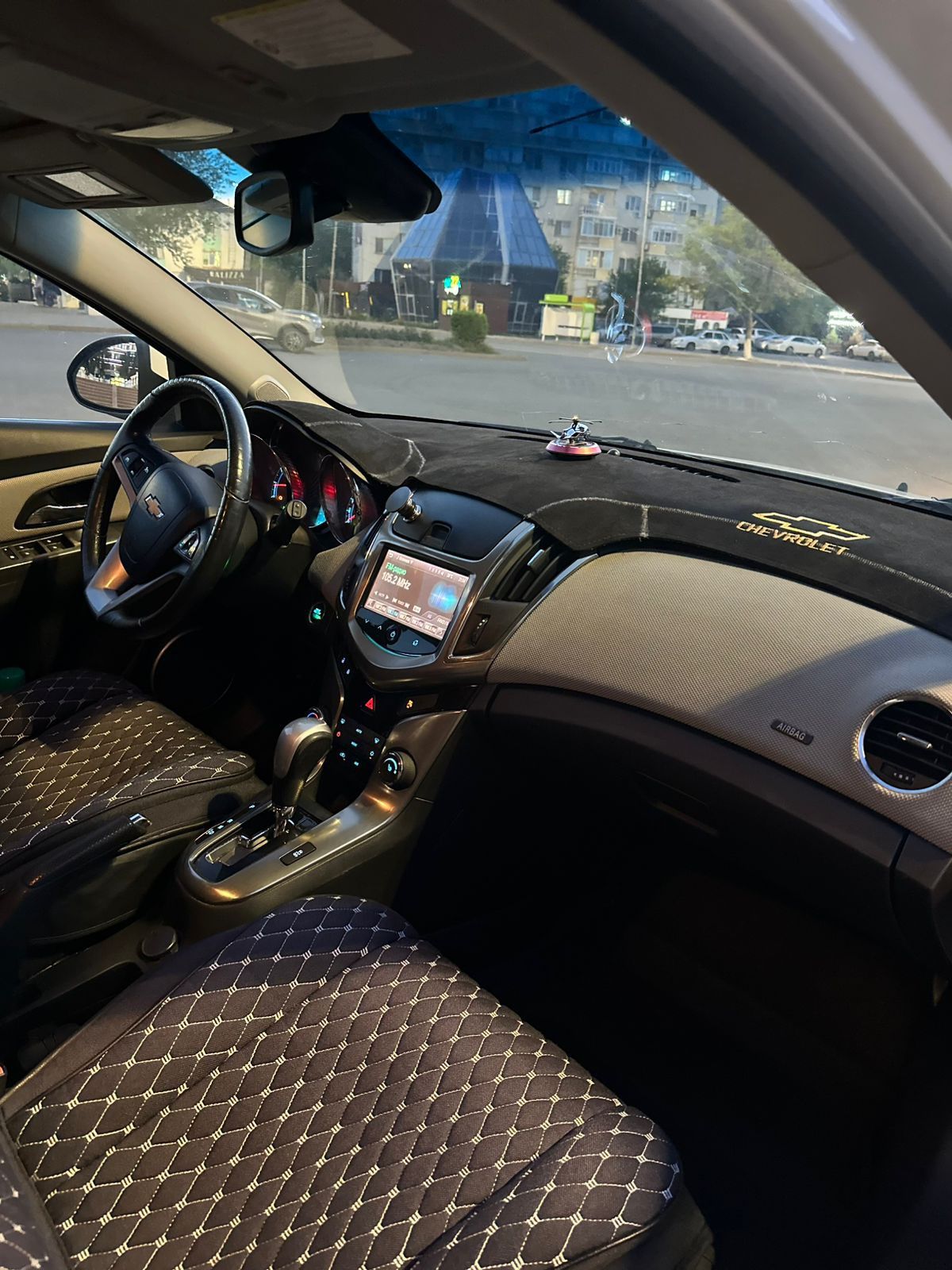 Chevrolet Cruz Universal
