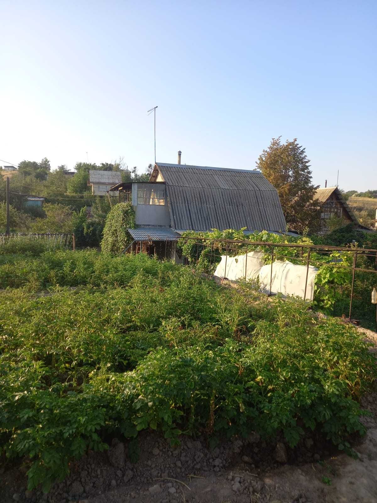 Продам дачный домик с участком в пригороде Алматы