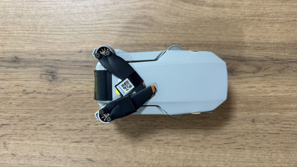 Дрон DJI mini se новый