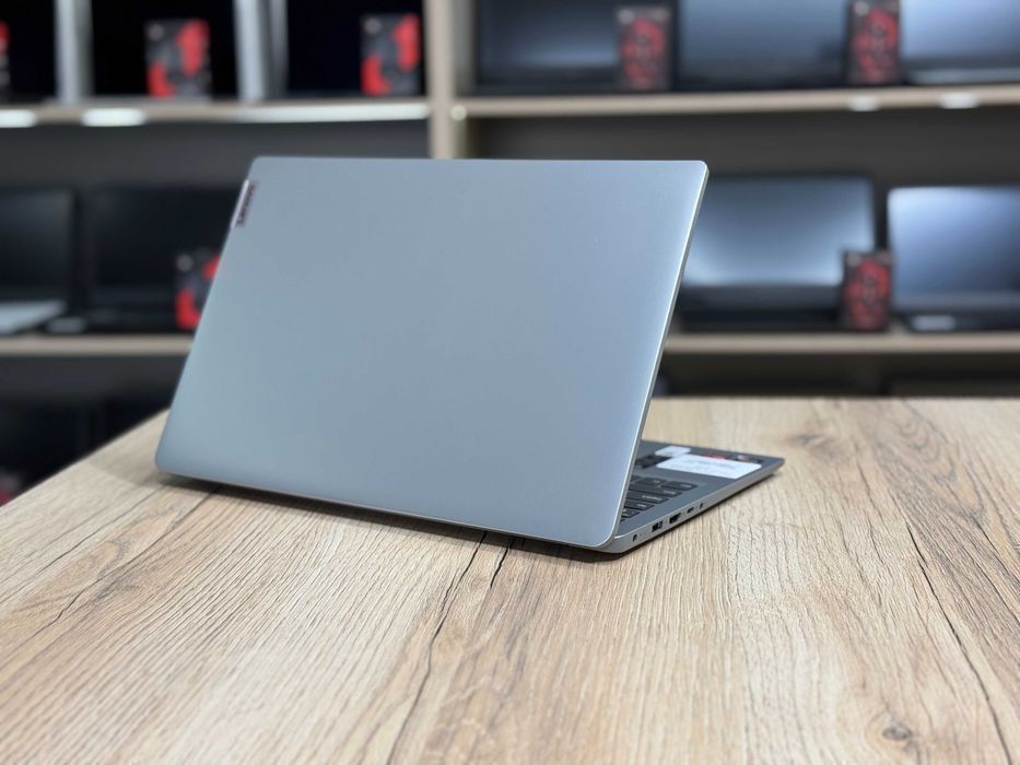 Офисный Lenovo IdeaPad 1i | Ryzen 3-3250U | 8GB | 256GB SSD [42]