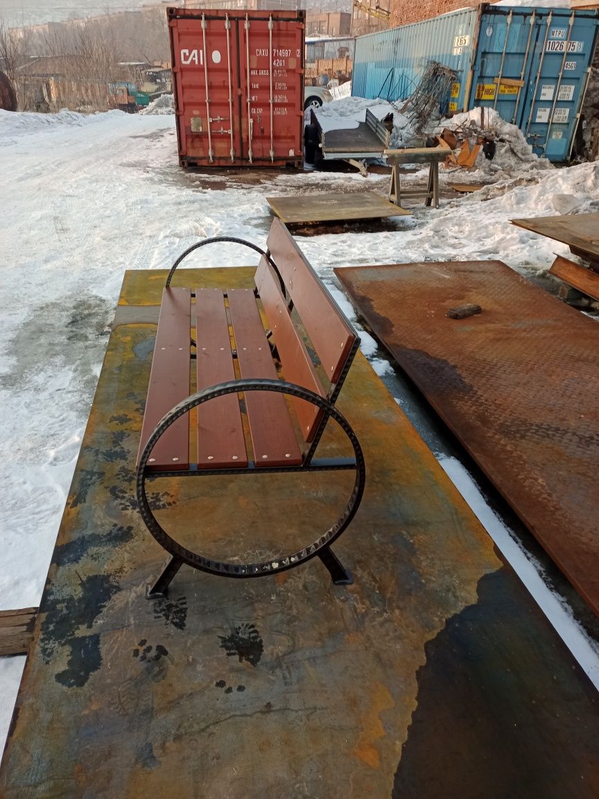 Оригинальная лавочка