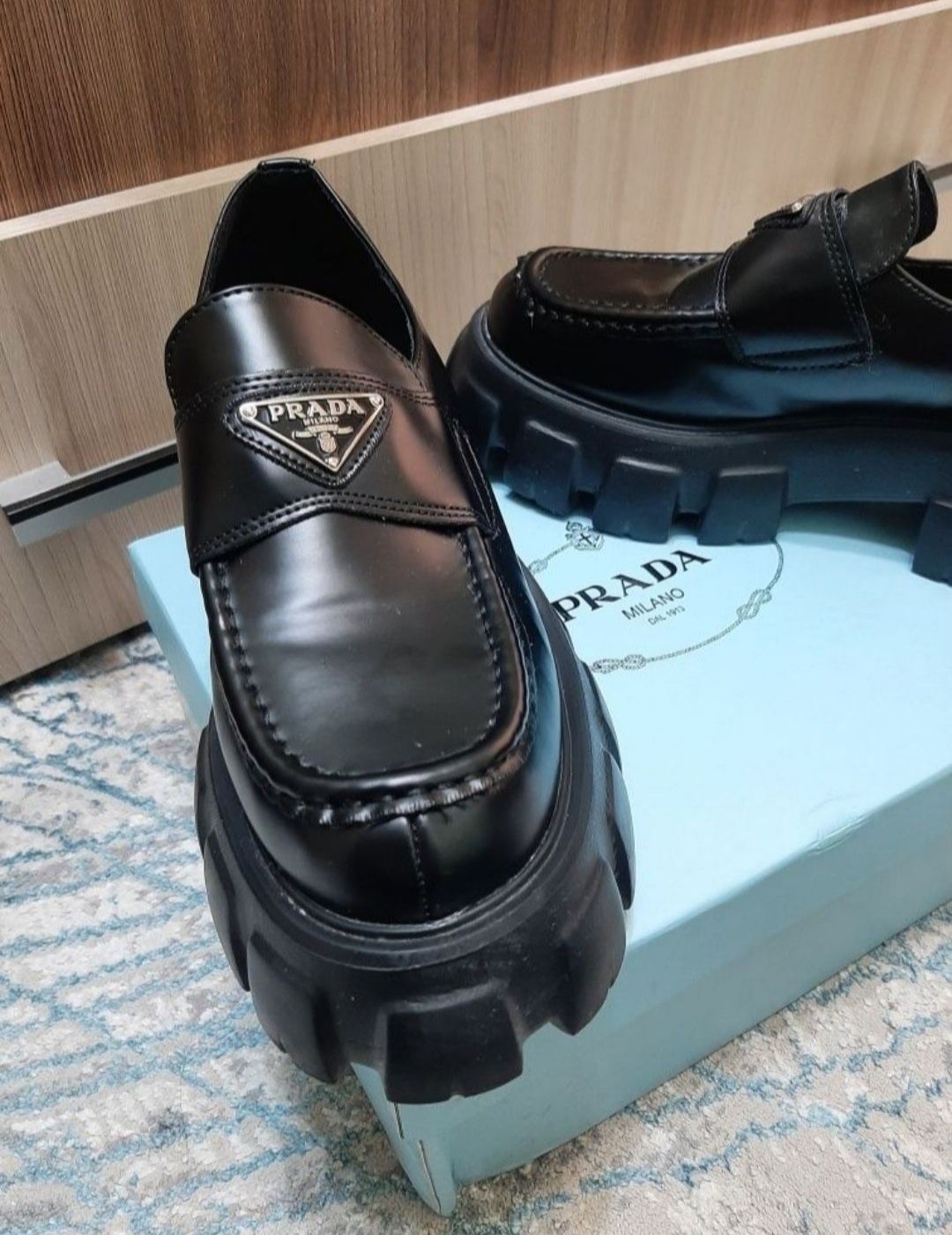 Женские лоферы PRADA