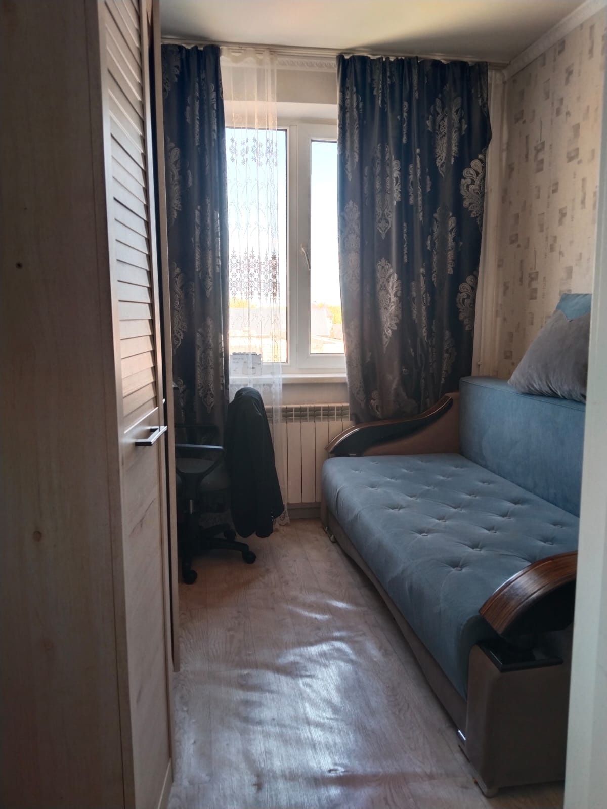 Продам 3 ком кв 49 м2 в районе универмаг