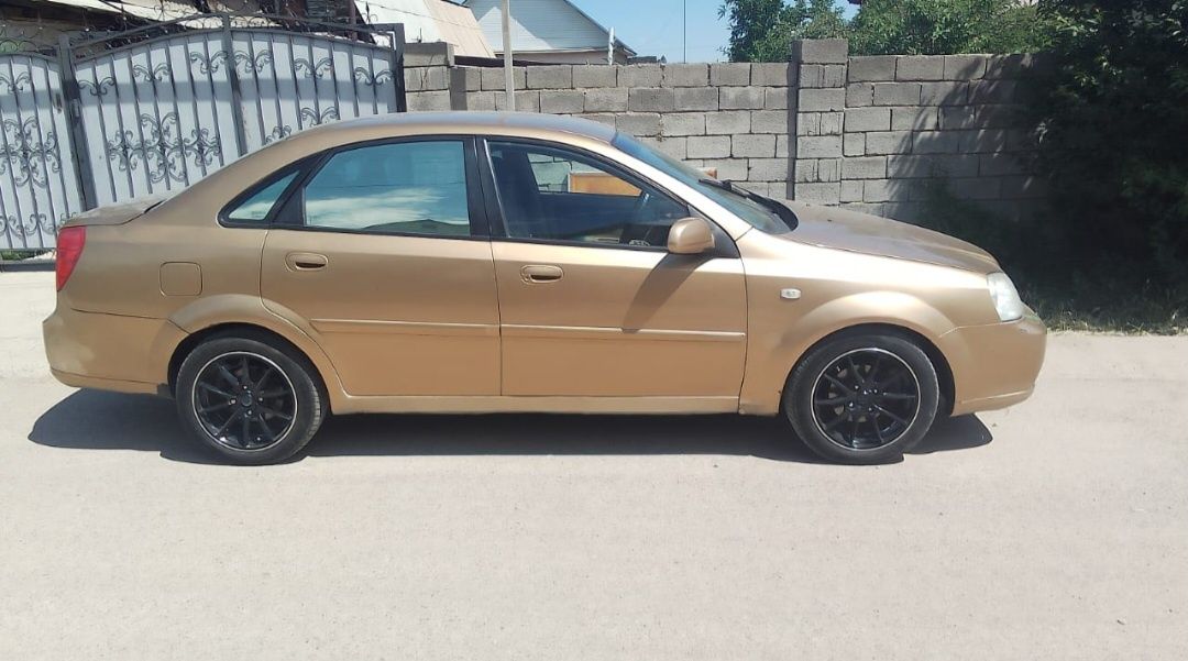 Daewoo lacetti 2003