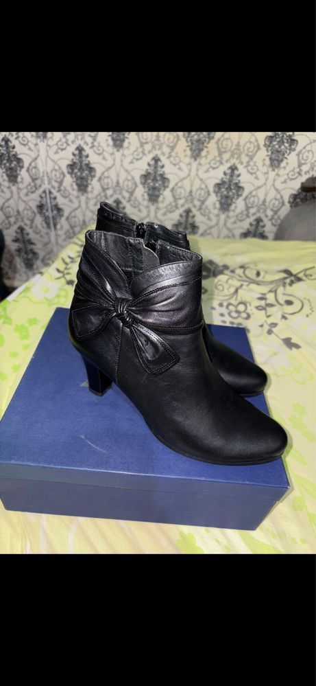 Женские сапоги демисезонные