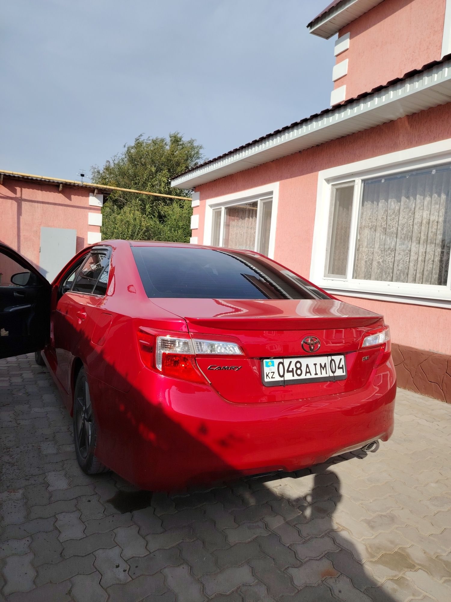 Toyota camry se 2014