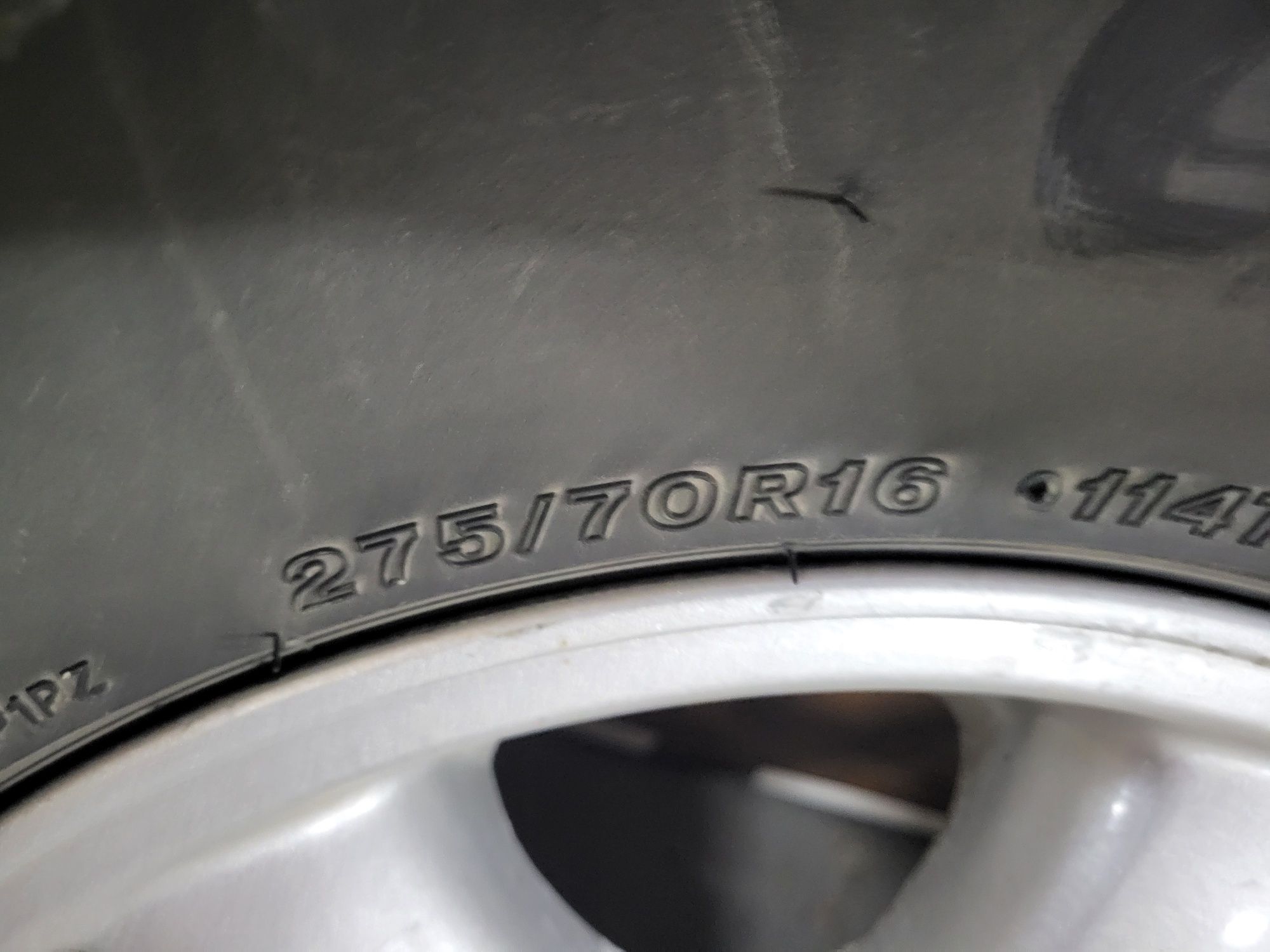 275 70 r16, колеса зимние лх470, крузак 100