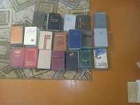 продам книги, разных поэтов каждая книга по 1000 тг