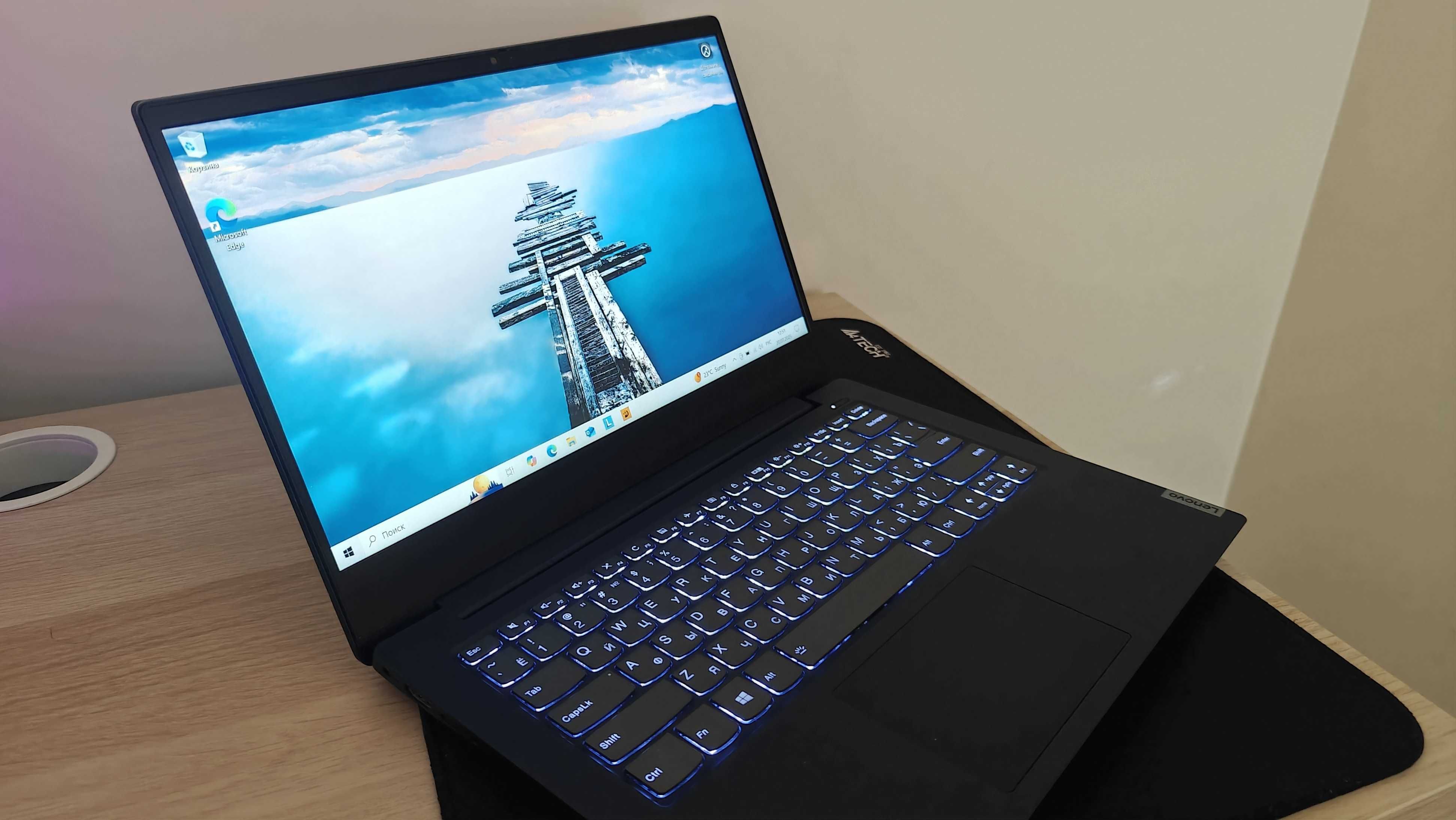 Ноутбук Lenovo IdeaPad S340 / Ryzen 7 3700U