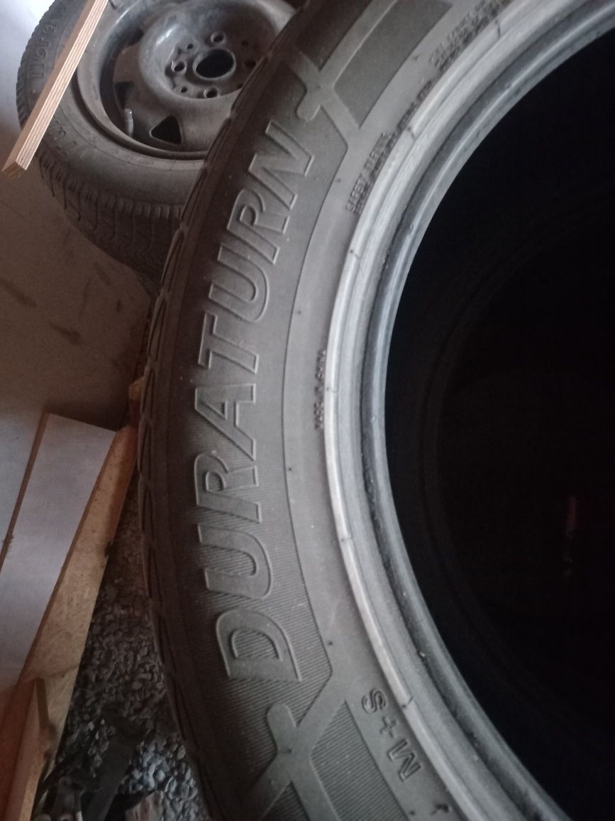 Продам шины R 20