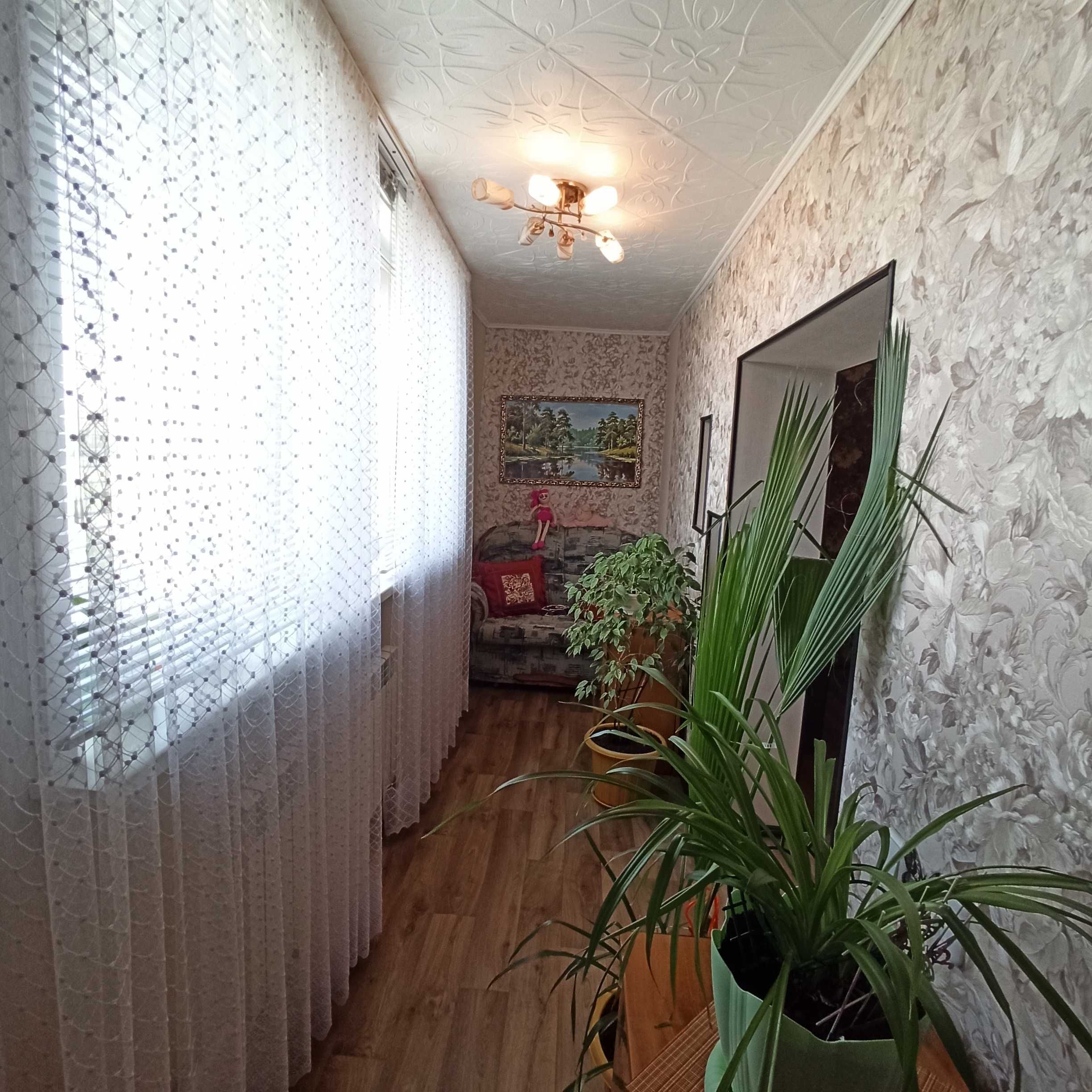 №3080 Продам 2х этажный коттедж, 9а микрорайон или обмен на квартиру!