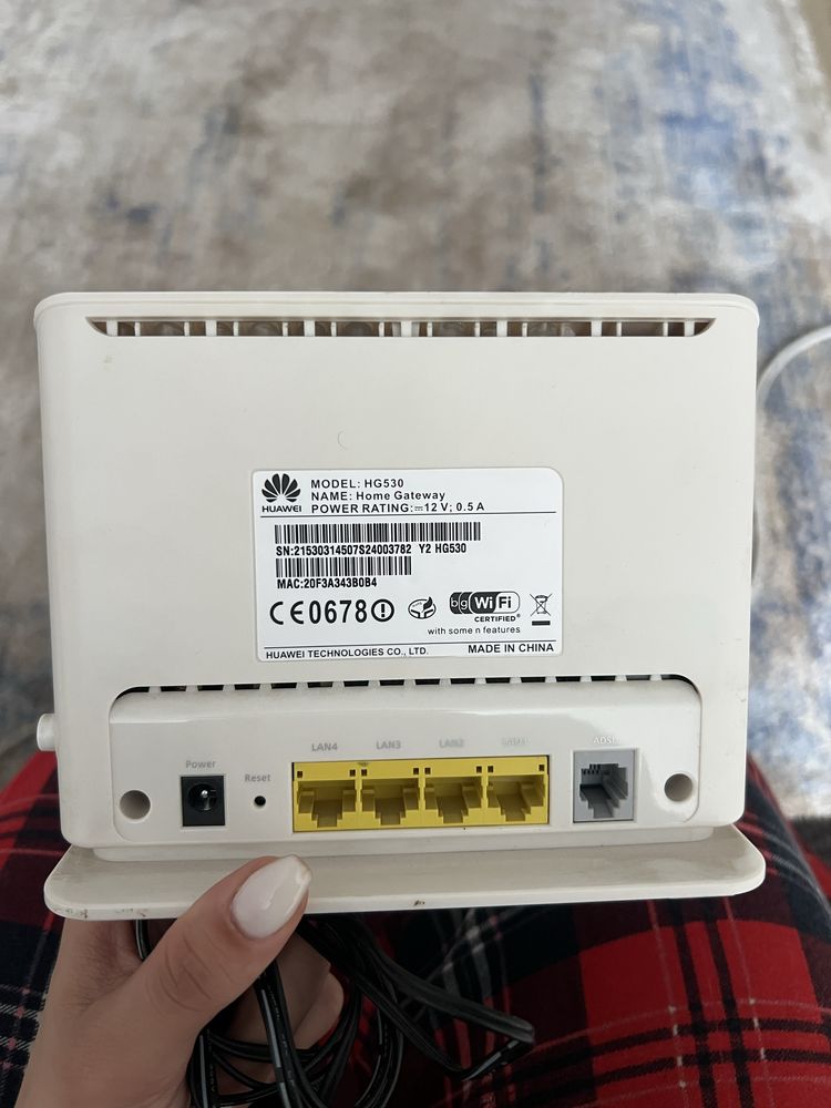 Продам модем  Huawei роутер
