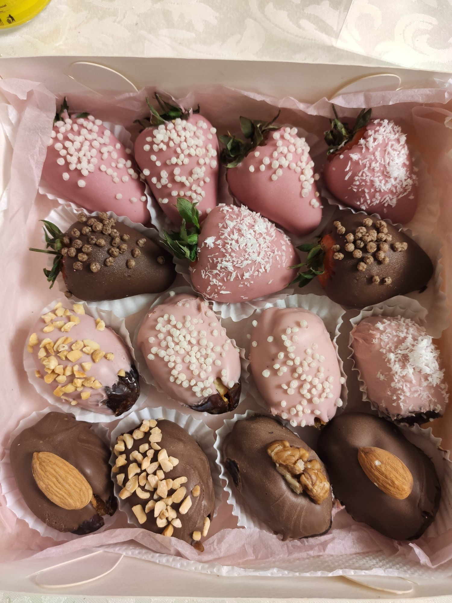 Отличный подарок Клубника в шоколаде