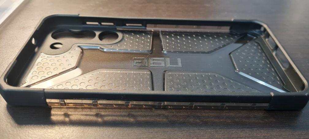 Чехол UAG противоударный  Samsung S23 + Plus, S22 + plus