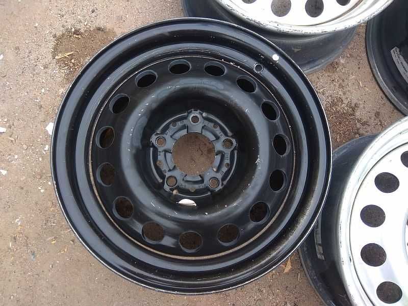 Продам оригинальные, очень лёгкие, ковано-литые диски на BMW 5 е39.