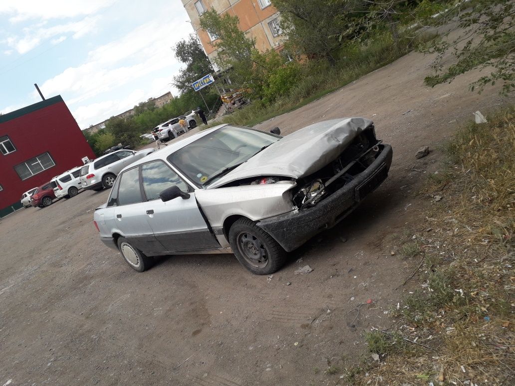 Продам ауди 80 бочку.