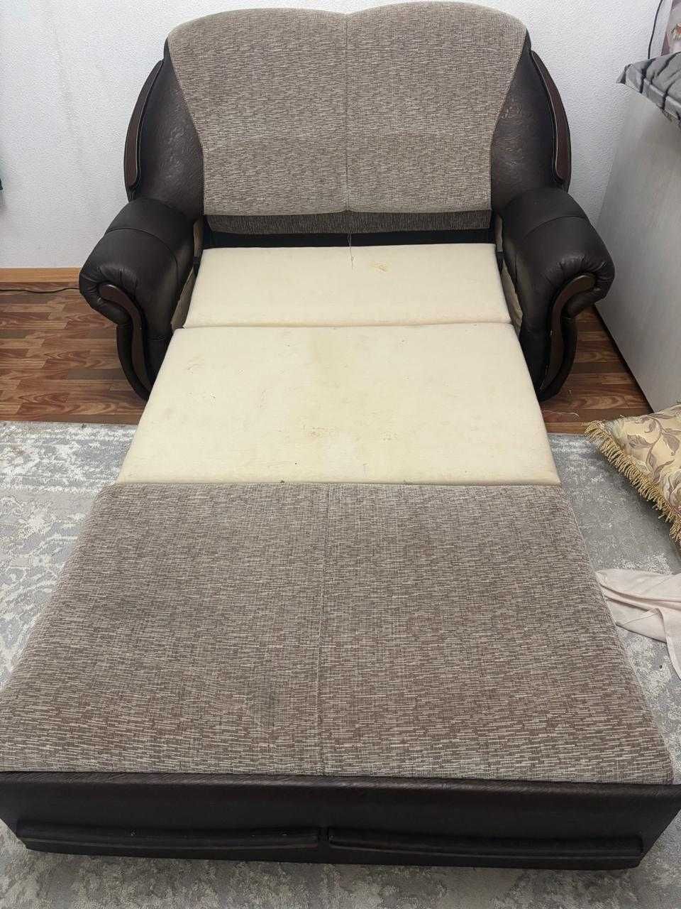 Продам диван белорусский